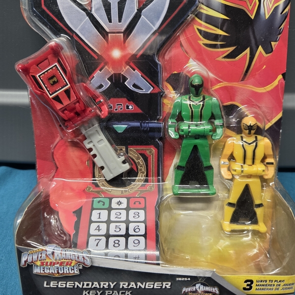 Power Rangers Megaforce Legendary Ranger Key Pack - Red, Green, Yellow - Picture 2 of 4